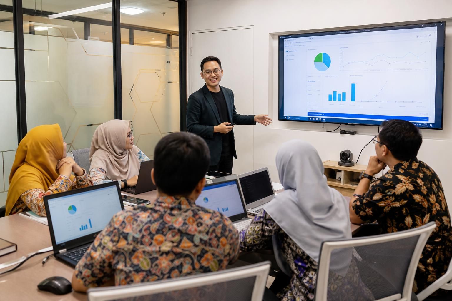 Pelatihan Digital Marketing untuk Guru SMK - Featured image