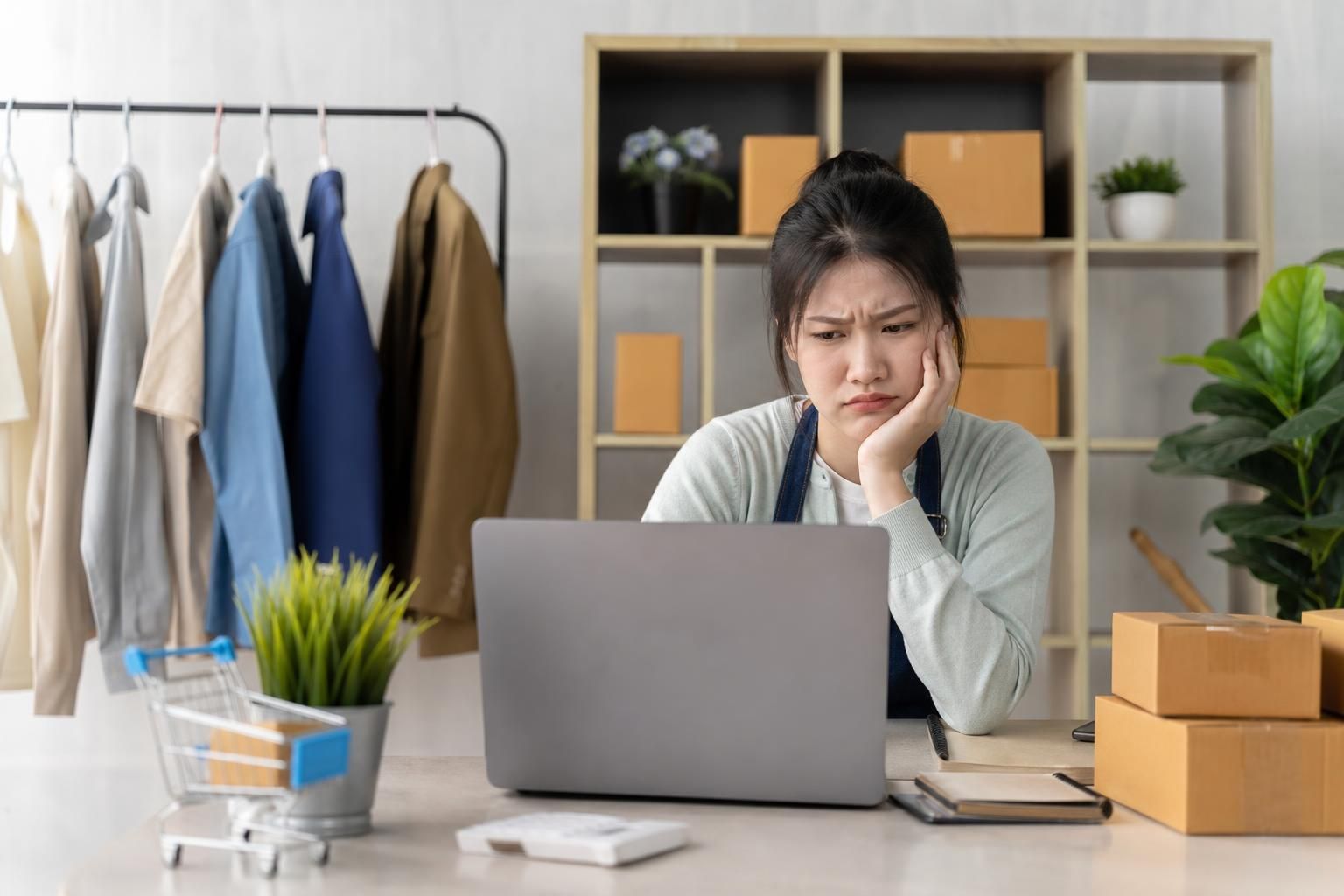 Bisnis Sudah Posting Tapi Tidak Ada Penjualan - Section illustration