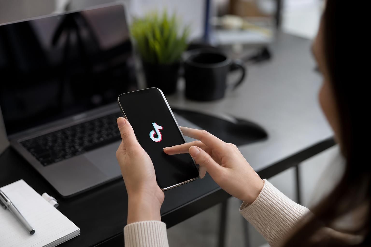 Cara Arsipkan Postingan TikTok untuk CTR - Featured image